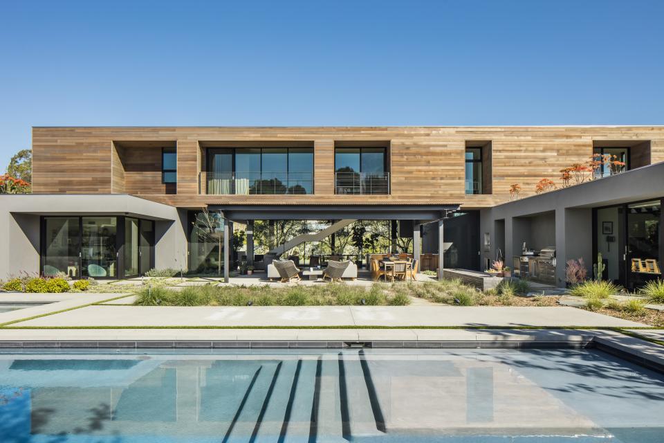 Marmol Radziner
A private residence in Malibu (pictured above).
Award: Received an AIA California Design Award for a private residence. Recently completed: A 13,000-square-foot home in Rustic Canyon in L.A.; a 28-story, 126-unit luxury condominium building in Brooklyn Heights. ► Los Angeles, San Francisco, and New York; marmol-radziner.com