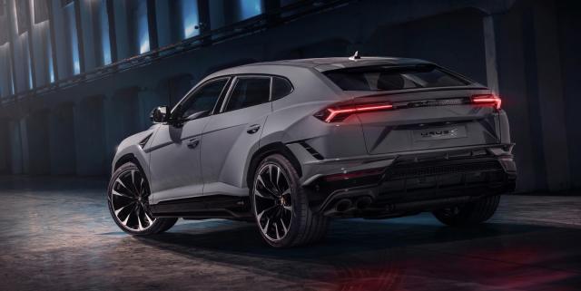 2023 Lamborghini Urus S Slots Below Performante But Packs The Same Power