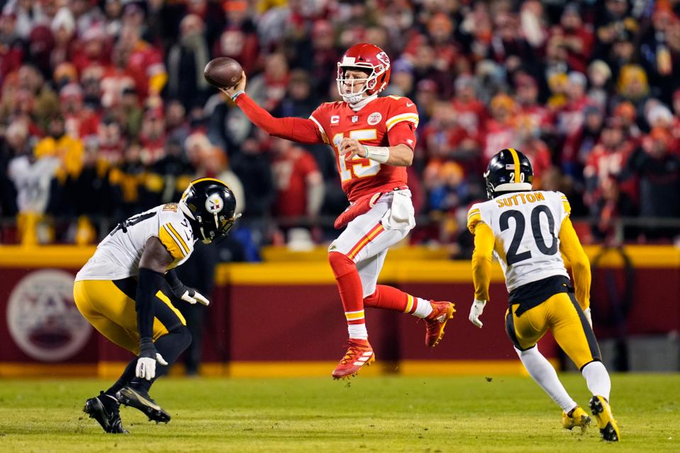 Chiefs quarterback Patrick Mahomes lit up the Steelers on Sunday.