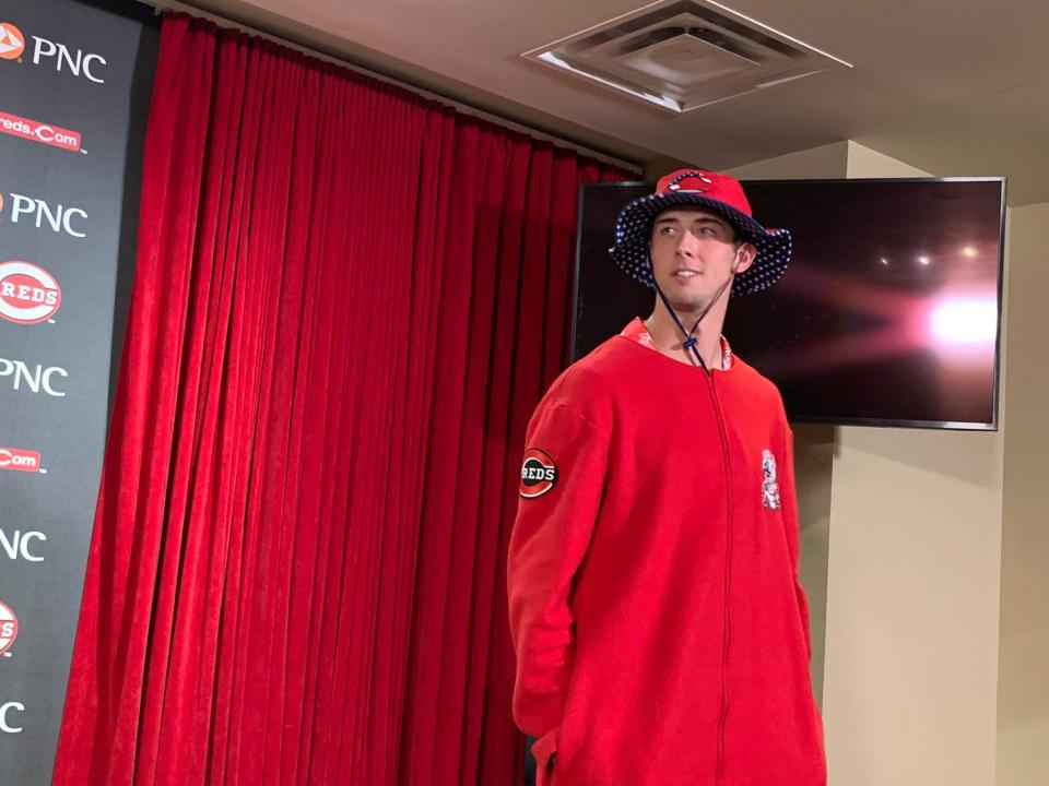 Brandon Williamson vows to wear his "Dub Robe" after every Reds win the rest of the season.