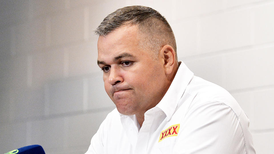 Anthony Seibold looking dejected after an NRL loss.