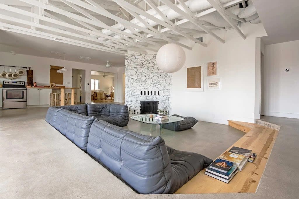 Joshua Tree Rental with Conversation Pit from Vrbo