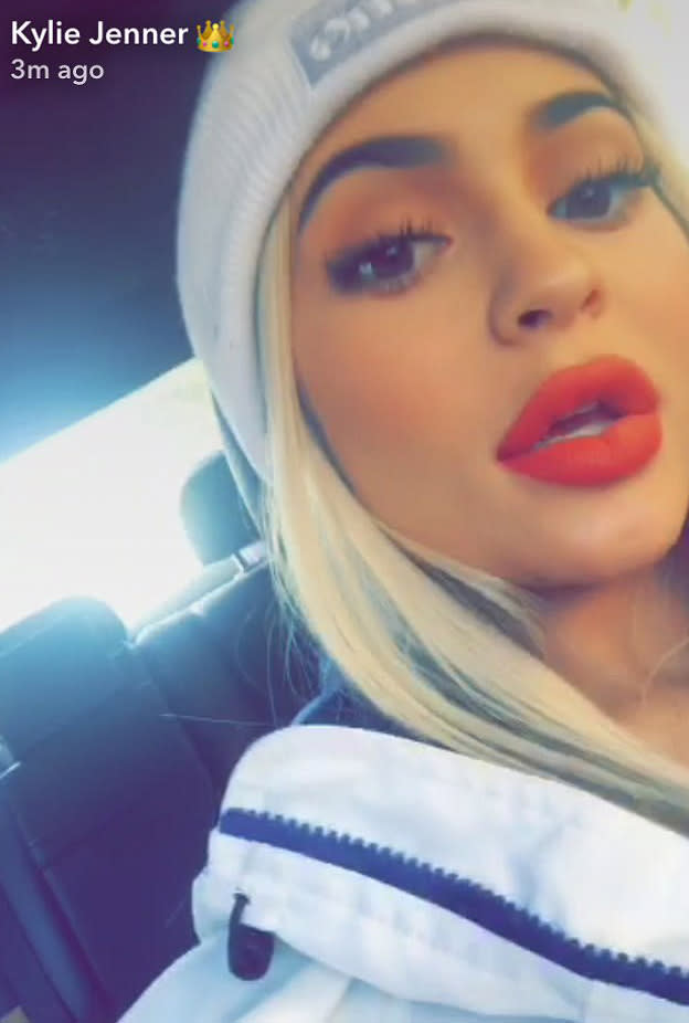 Kylie Jenner showing off that famous pout. (Photo: Kylie Jenner via Snapchat)