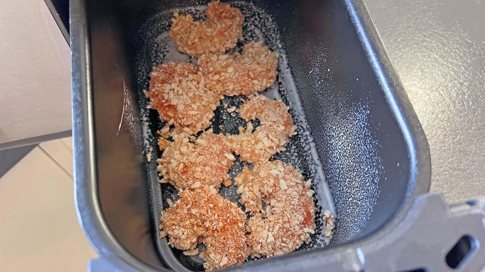 shrimp in the air fryer basket