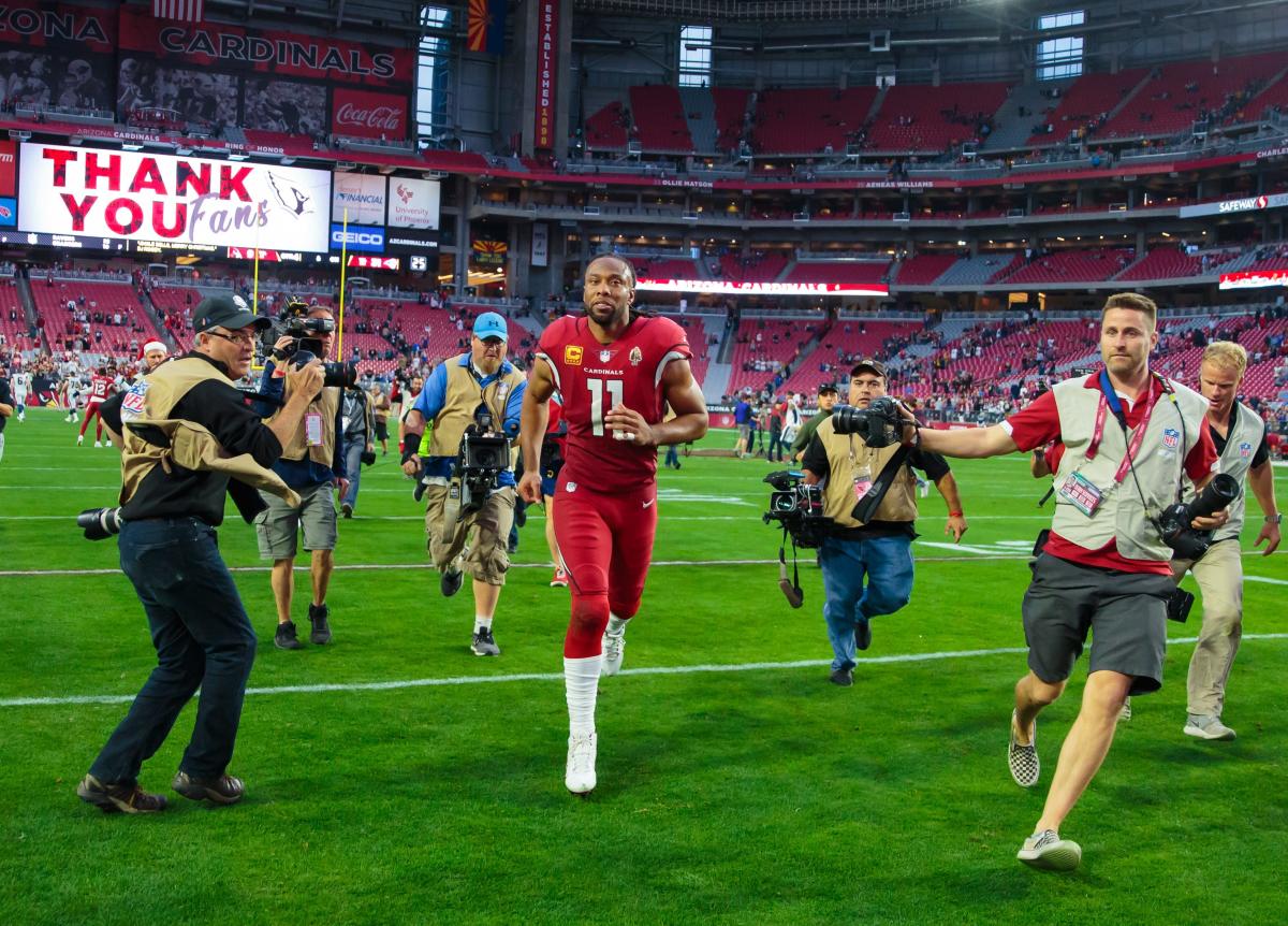 Arizona Cardinals' new uniforms earn disappointing reviews in NFL debut:  'Vomit inducing'