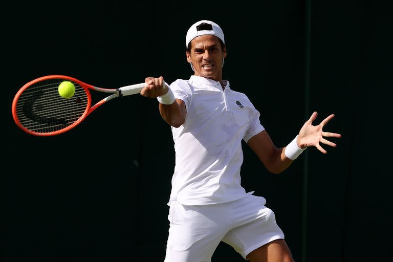 Coria ganó la final de un challenger sobre polvo de ladrillo el domingo en Milán y este lunes cayó en la primera ronda de Wimbledon.