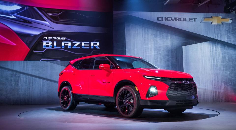 Land vehicle, Vehicle, Car, Auto show, Sport utility vehicle, Automotive design, Compact sport utility vehicle, Mazda cx-5, Compact car, Mazda, 