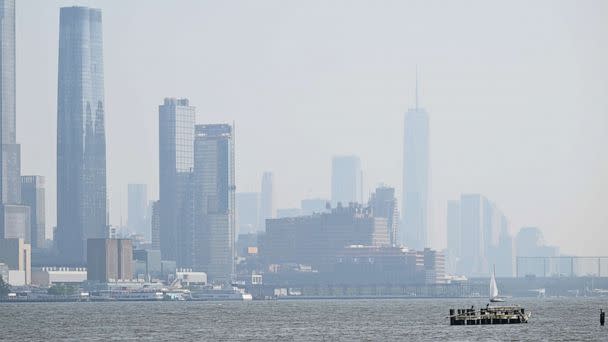 PHOTO: Haze from wildfires burning in eastern Canada create haze over the New York City skyline, May 30, 2023. (Lokman Vural Elibol/Anadolu Agency via Getty Images)