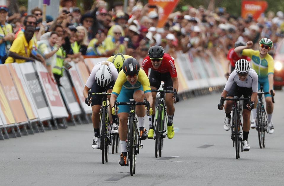 Chloe Hosking of Australia wins the race, with Georgia Williams of New Zealand in second and Danielle Rowe of Wales in third. REUTERS/Paul Childs