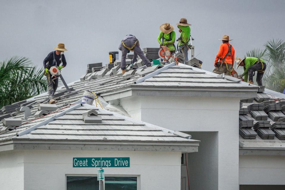 For roofers working outdoors, Florida's new law preempting local governments from extending new heat protections rules amounts to another day in the sun.