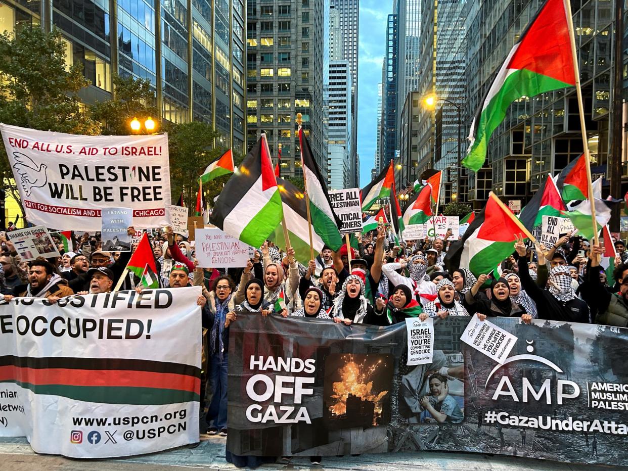 <span>A pro-Palestinian protest in Chicago on 18 October 2023.</span><span>Photograph: Eric Cox/Reuters</span>