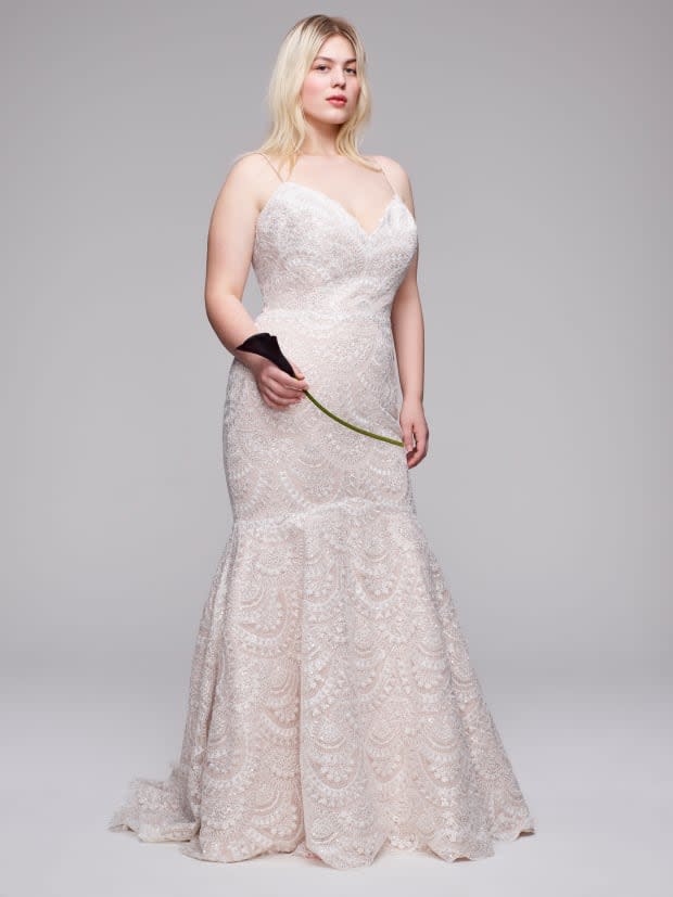 <p>The Zurie wedding dress from the Anne Barge Curve Couture collection.</p>