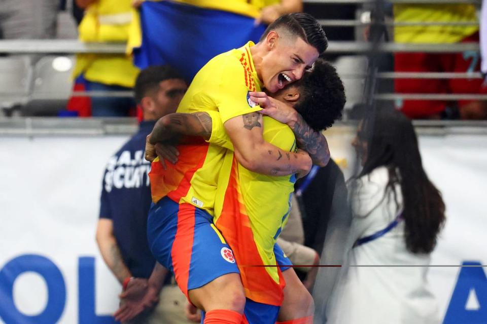 Jul 6, 2024; Glendale, AZ, USA; Colombia forward Luis Diaz (7) celebrates with midfielder James Rodriguez (10) after scoring a goal in the Copa America Quarterfinal against the Panama at State Farm Stadium. Mandatory Credit: Mark J. Rebilas-USA TODAY Sports