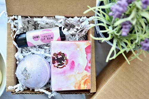 Zaaina Mini Spa Gift Set under 15. Little Luxuries Spa Gift Box for Teenage Girl, Women, Friend, Mom. Small Gift Ideas Bath Bomb Soap Lip Balm, Mother's Day Administrative Professionals Day Nurses Day