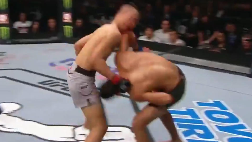 Rodriguez throws up the elbow to KO the Korean Zombie. Pic: UFC on Fox