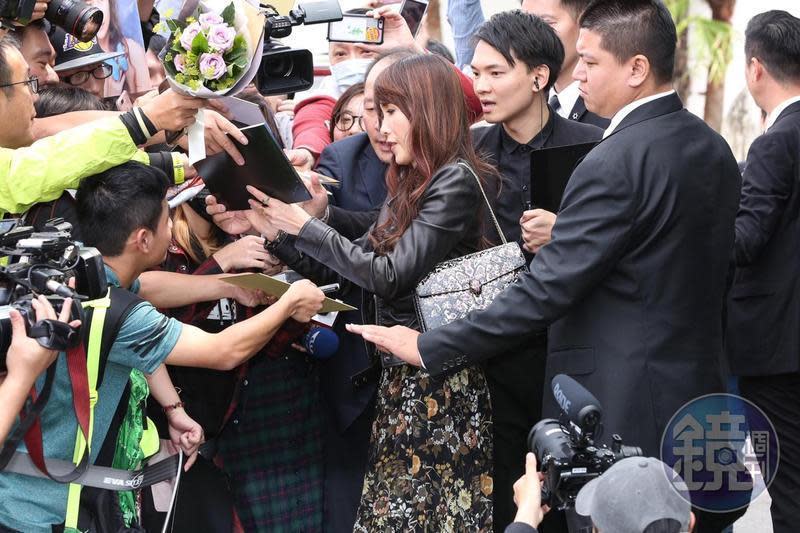 2019年工藤靜香陪同女兒木村光希來台參加品牌活動，現場大批粉絲爭相要求簽名。