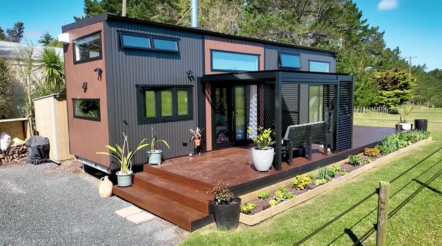 <p>Living Big In A Tiny House</p>