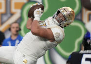 Notre Dame tight end Michael Mayer (87) makes a catch for a touchdown against BYU during the first half of an NCAA college football game Saturday, Oct. 8, 2022, in Las Vegas. (AP Photo/John Locher)