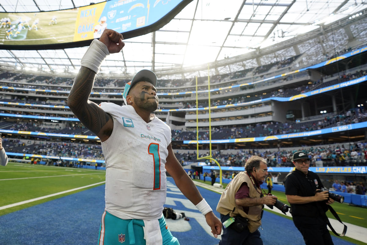 Dolphins have no plans to trade DeVante Parker - NBC Sports