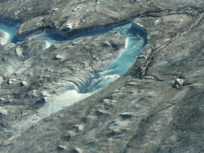 位於北極圈的世界第一大島格陵蘭（Greenland），冰川正快速消融（AP）