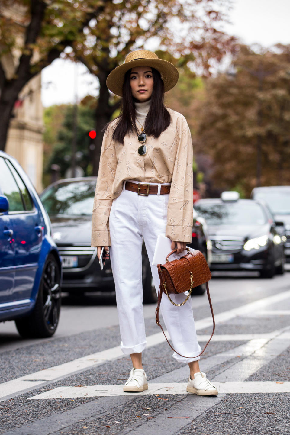 <p>There's no need to discard your summer accessories just yet. Wear your straw hats and bags well into the winter months.</p>