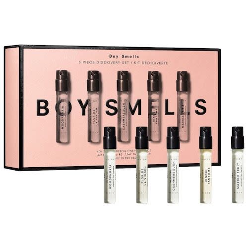 <p><a href="https://go.redirectingat.com?id=74968X1596630&url=https%3A%2F%2Fwww.sephora.com%2Fproduct%2Fsampler-set-P501710&sref=https%3A%2F%2Fwww.seventeen.com%2Flife%2Ffriends-family%2Fg1233%2Fgifts-for-teens%2F" rel="nofollow noopener" target="_blank" data-ylk="slk:Shop Now;elm:context_link;itc:0;sec:content-canvas" class="link ">Shop Now</a></p><p>Fragrance Discovery Set</p><p>sephora.com</p><p>$25.00</p>