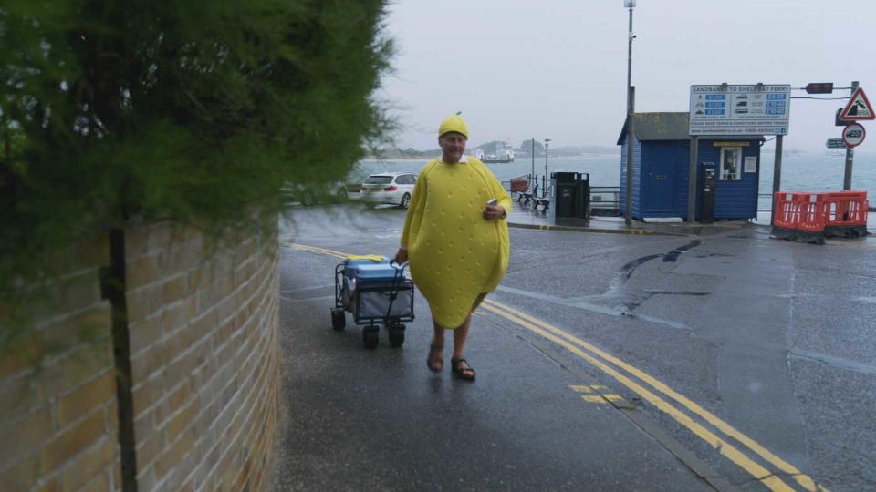 Pictured: Geoff in a lemon suit