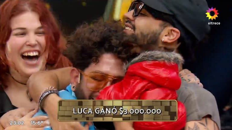 El festejo de Luca con su novio, con quien se casará y armará la fiesta con los millones que ganó