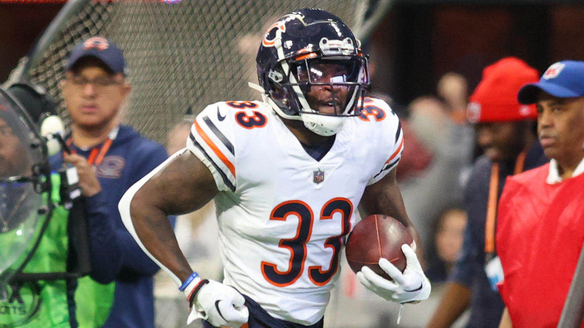 Bears' Jaylon Johnson Intends to Play Regardless of New Deal