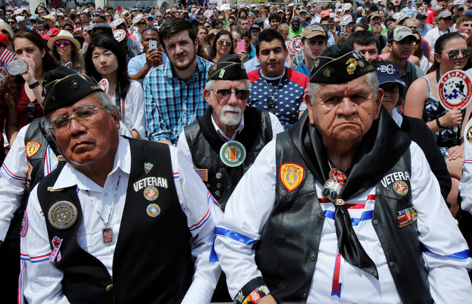 <p>Vietnam war veterans listen to President Obama at the Memorial Day observance at Arlington National Cemetery on May 30, 2016. (Photo:Yuri Gripas/Reuters) </p>