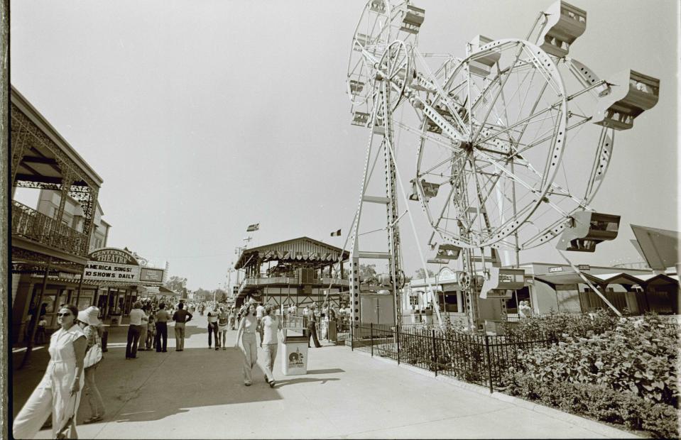 Undated image of Lakeside Midway at Cedar Point. The original section was built in 1906, featuring various rides, games, fortunetellers, merchandise shops, a skating rink, a massive Coliseum with a grand ballroom and other attractions.