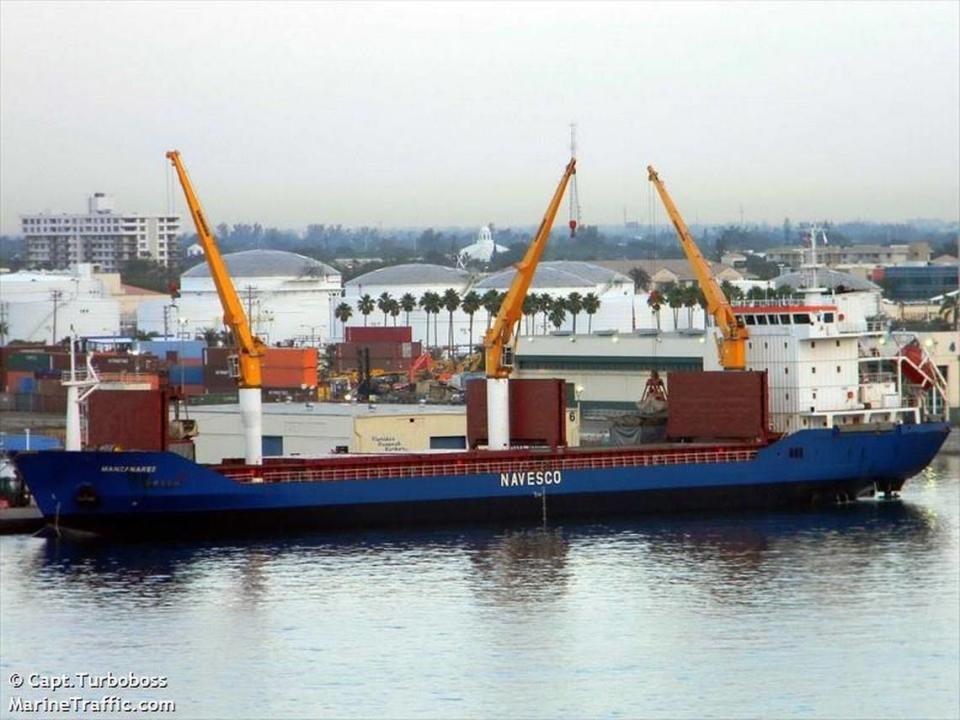 MV Manzanares con bandera panameña fue incautado por las autoridades haitianas tras descubrirse que transportaba cargas de cocaína y heroína en 2015. En la foto aparece en Port Everglades, en Fort Lauderdale.