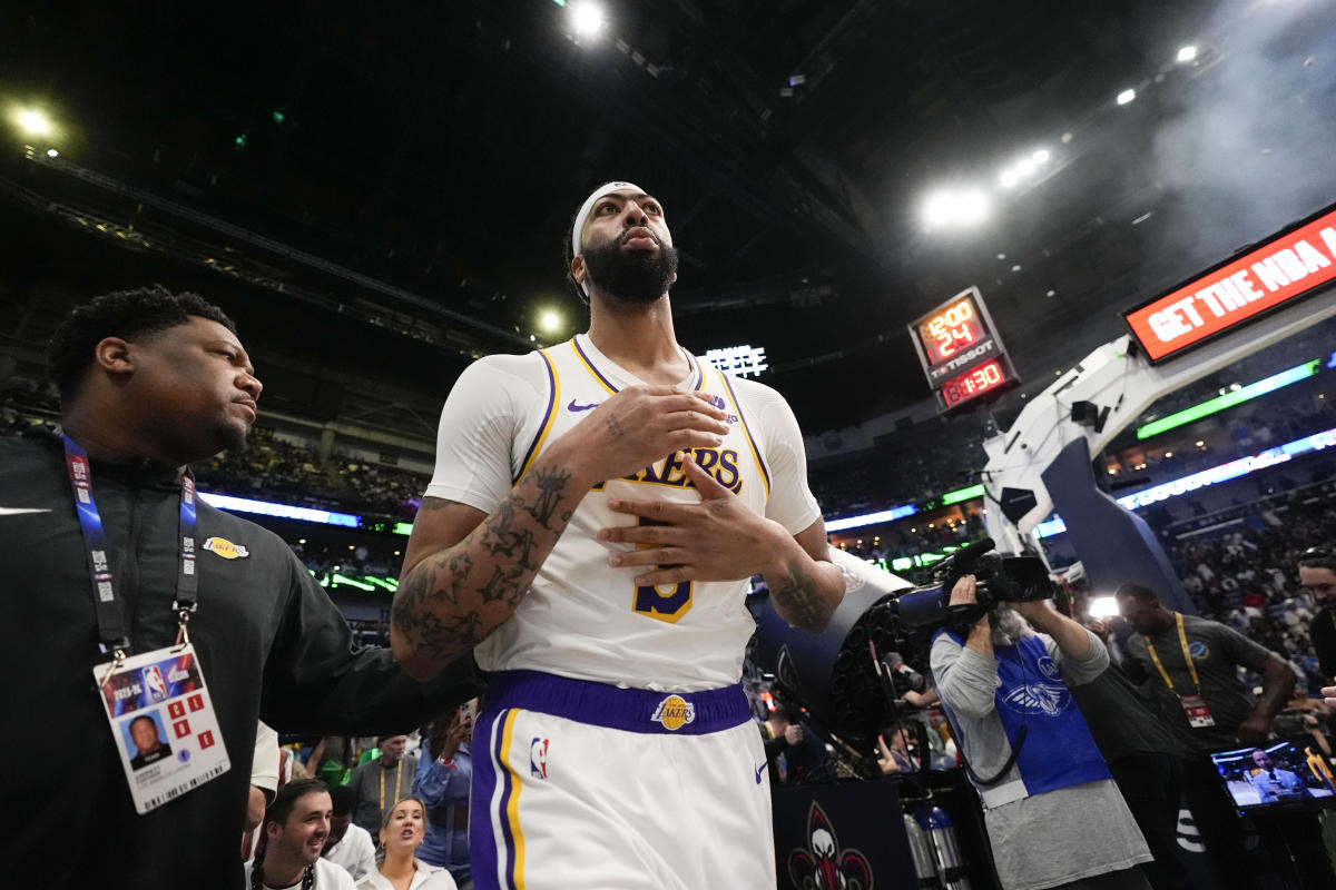 Anthony Davis quitte la finale de la saison des Lakers avec des spasmes au dos et accuse Larry Nance Jr. de « jeu dangereux »