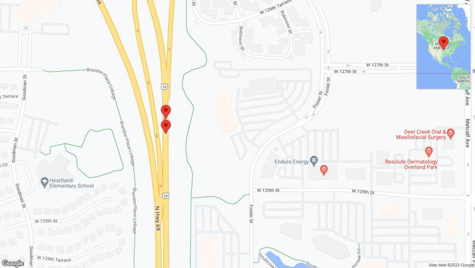 A detailed map that shows the affected road due to 'Broken down vehicle on northbound US-69 in Overland Park' on December 27th at 8:25 p.m.