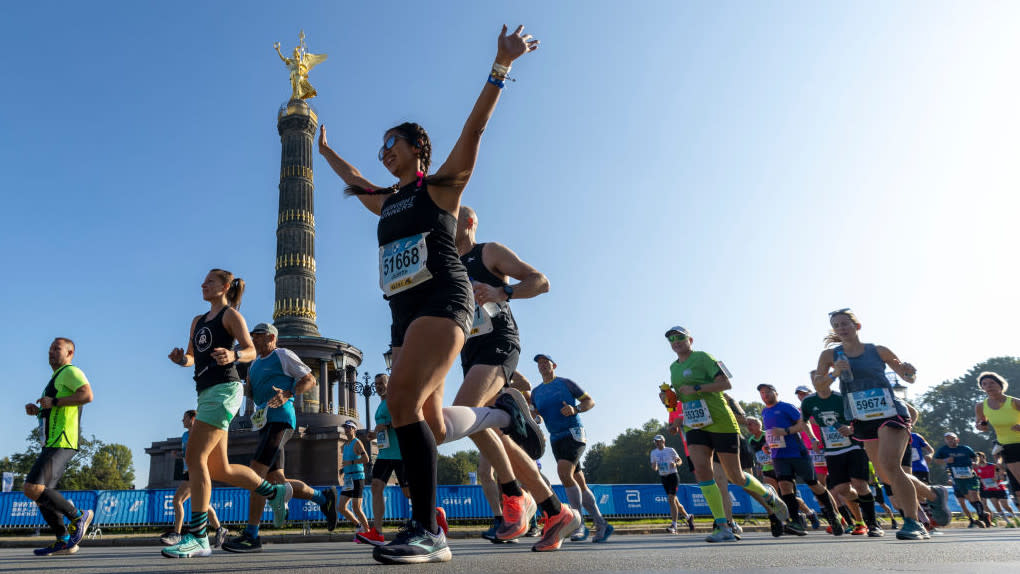  Athletes run during the 47th Berlin Marathon 2021 on September 26, 2021 in Berlin, Germany. 