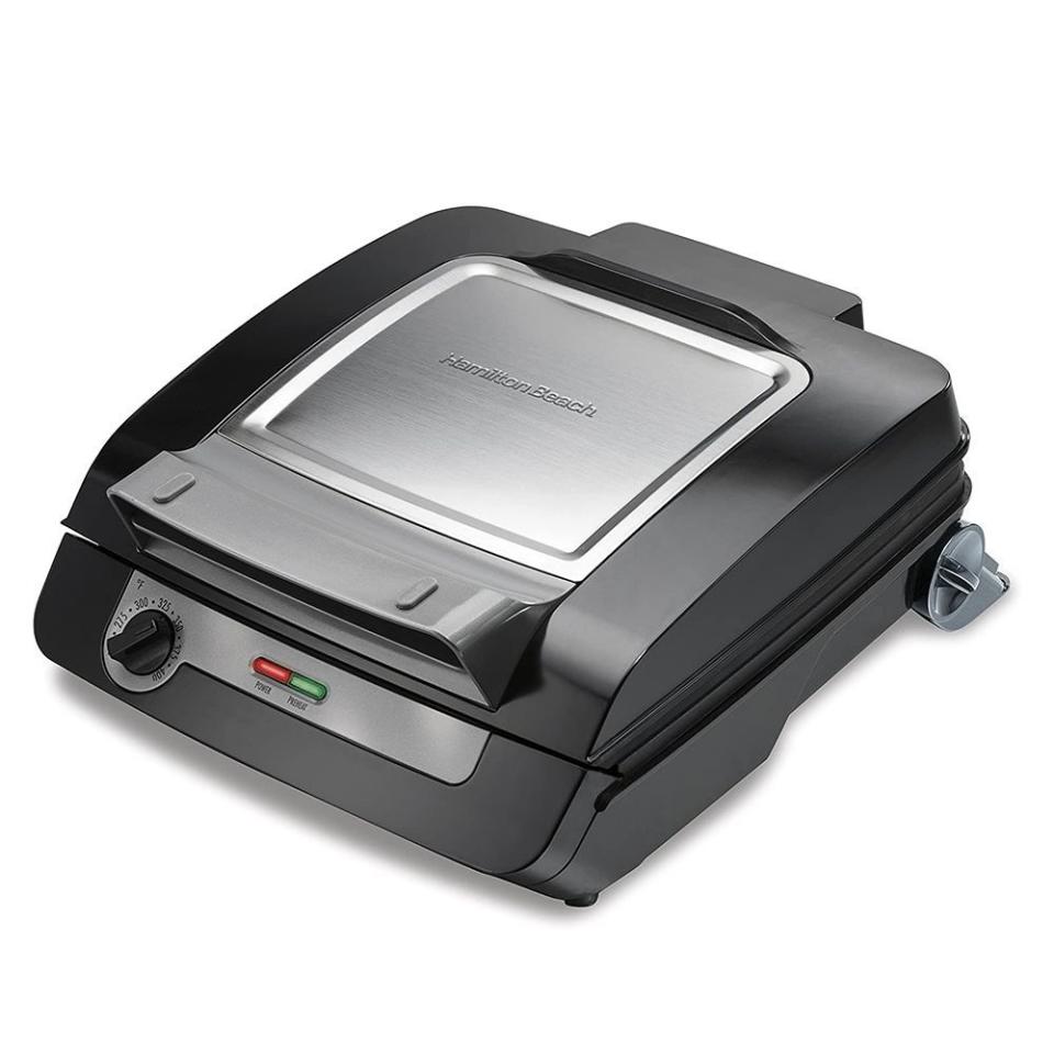 4) Hamilton Beach 3-in-1 Indoor Grill & Electric Griddle Combo