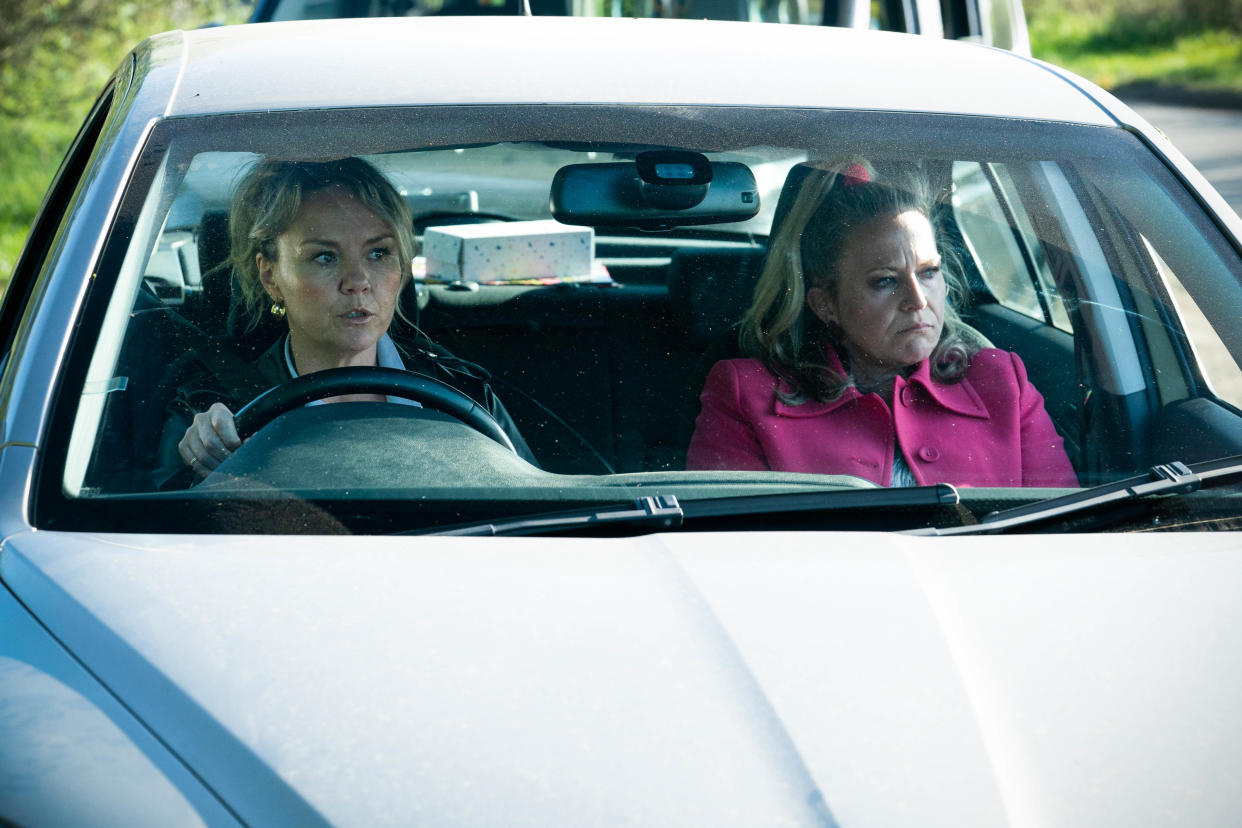 EastEnders,06-06-2022,6498,Janine Butcher (CHARLIE BROOKS);Linda Carter (KELLIE BRIGHT),***EMBARGOED TILL TUESDAY 31ST MAY 2022***, BBC, Jack Barnes/Kieron McCarron