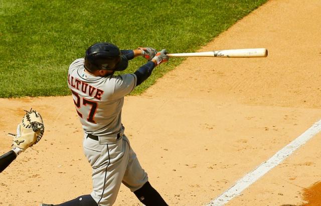 Jose Altuve stole home in Friday night's game against the Tigers