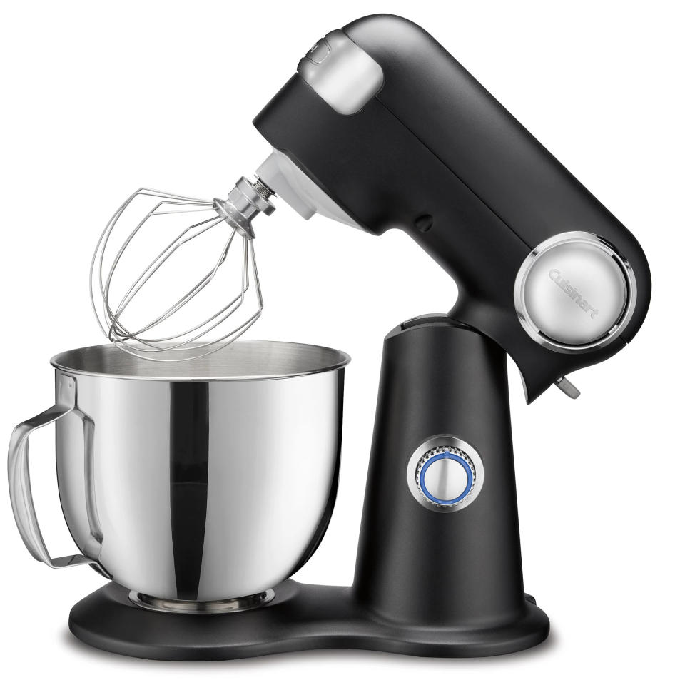 Cuisinart Precision Pro 5.5 qt. Digital Stand Mixer. Image via Bed Bath and Beyond.