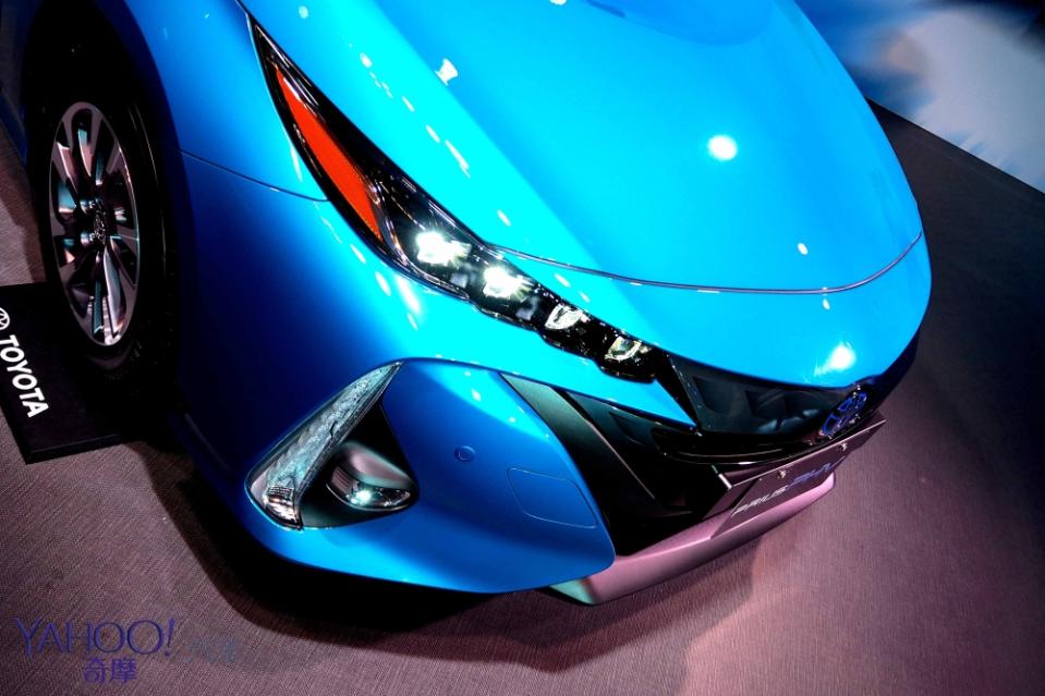 補強油電陣容，Toyota Prius PHV每公升109.9公里超續航登場！