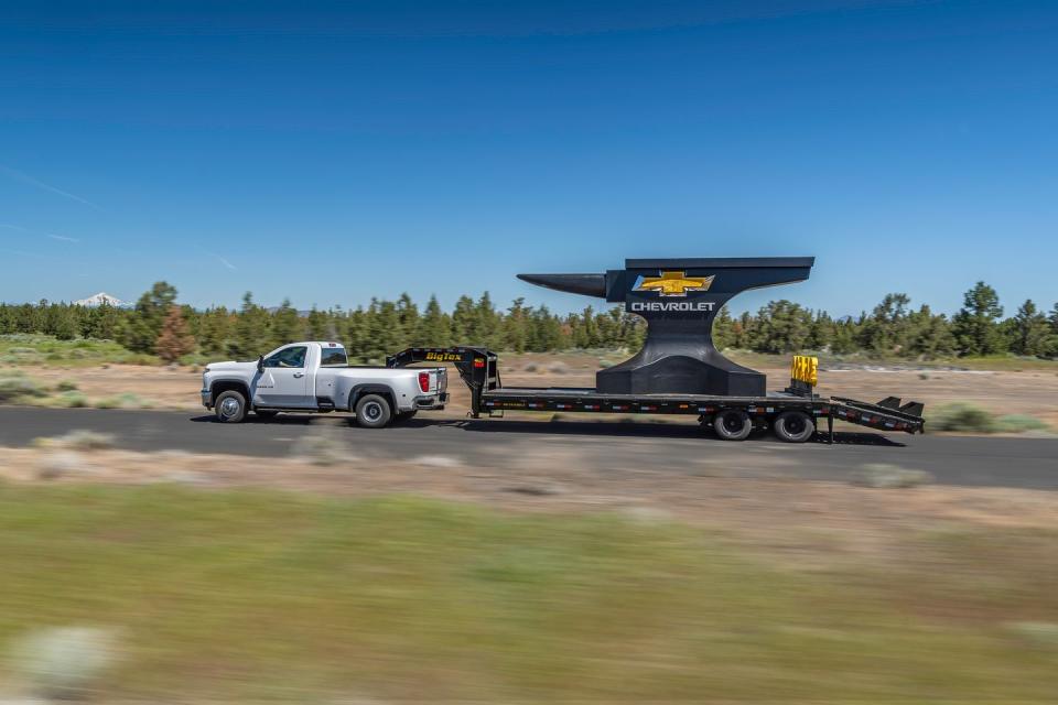 View Photos of the 2020 Chevrolet Silverado HD