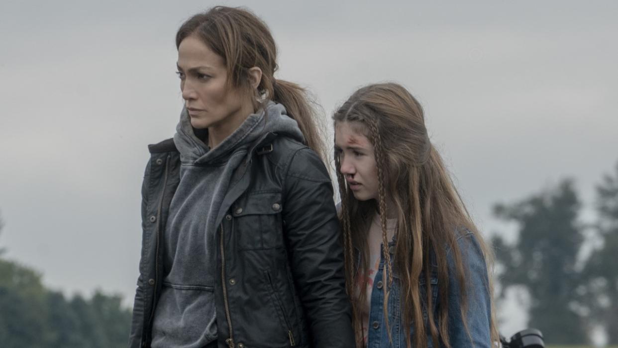  Jennifer Lopez and Lucy Paez in The Mother. 