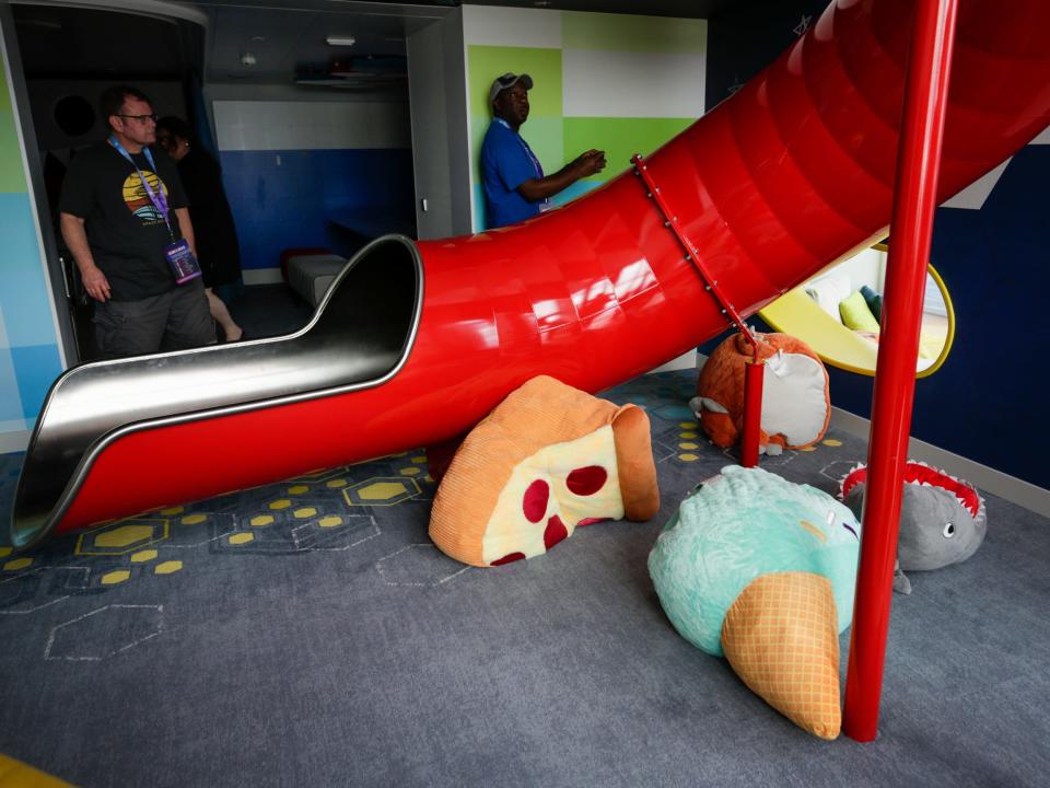 Ultimate Family Townhouse red slide