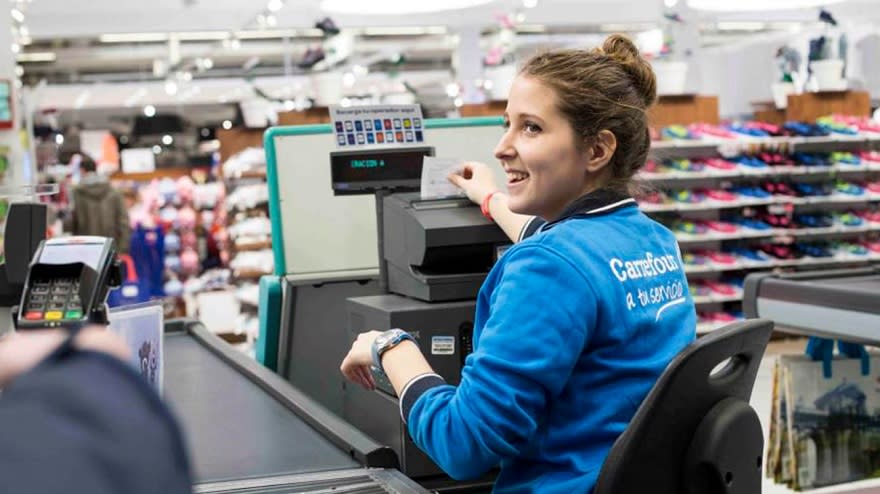 Carrefour cuenta hoy con 8 vacantes disponibles para argentinos.