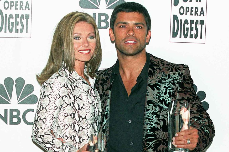 <p>Frank Trapper/Corbis/Getty</p> Kelly Ripa and Mark Consuelos at the 2000 Soap Opera Digest Awards