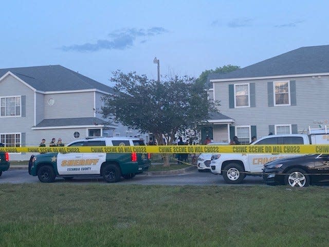 Two people died Monday in an apparent murder-suicide at Stoddert Place Apartments in Pensacola.