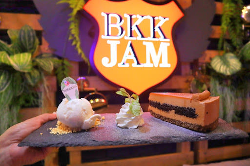 bangkok jam - dessert plate