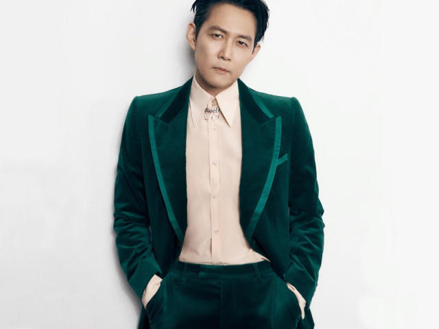 Global Brand Ambassador Jungjae Lee portrays his many facets, as well as  those of the Love Parade menswear selection in a new video and portfolio of  images. - Gucci Stories