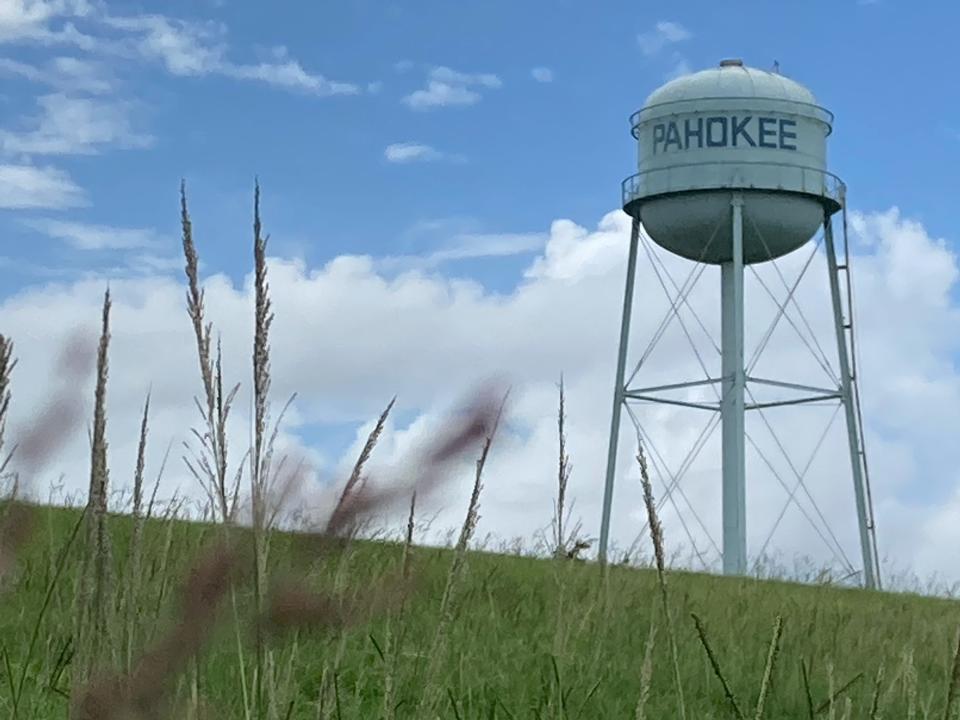 The City of Pahokee water tower.