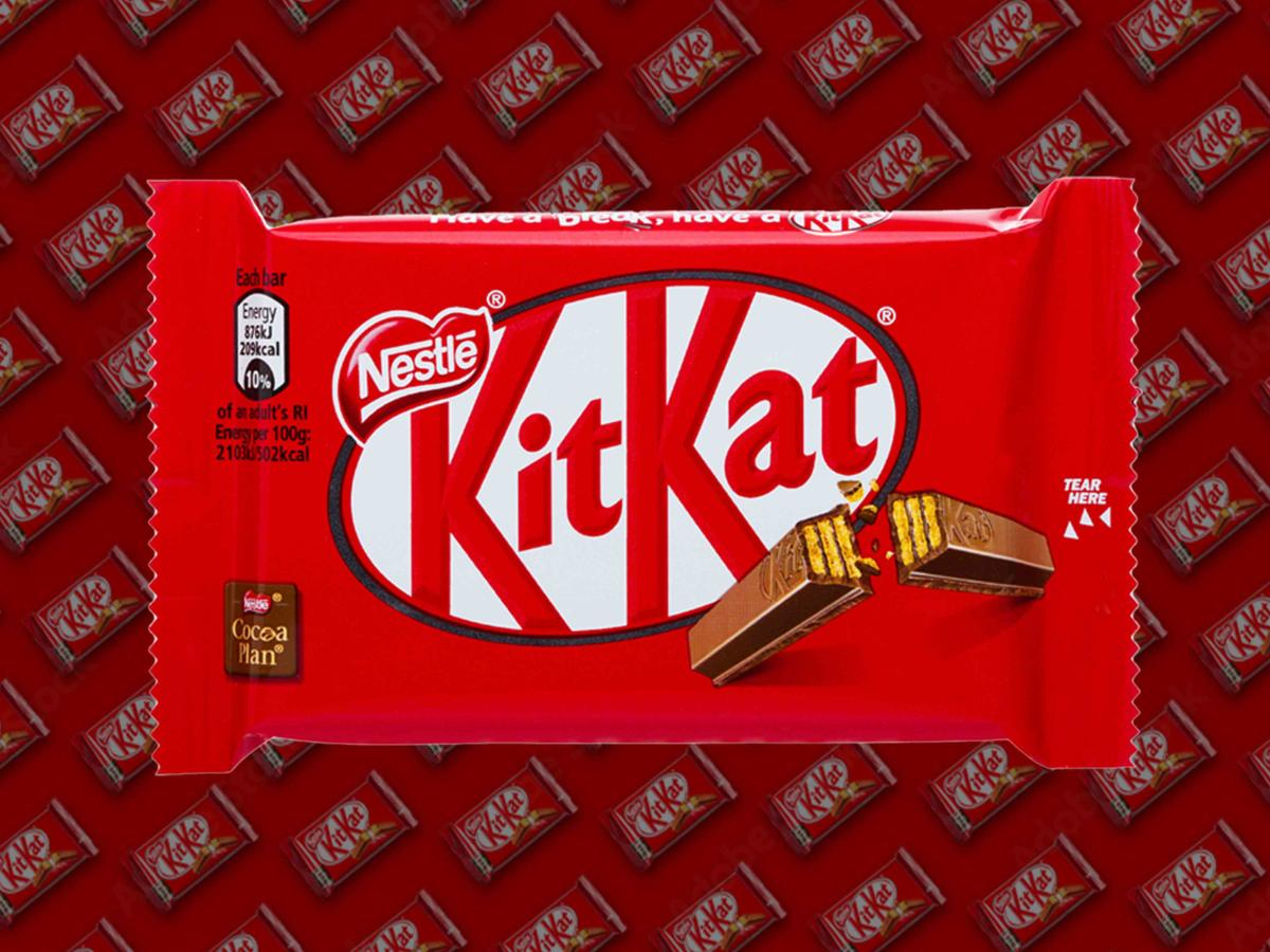 Nestle kit kat dark chocolate bar hi-res stock photography and